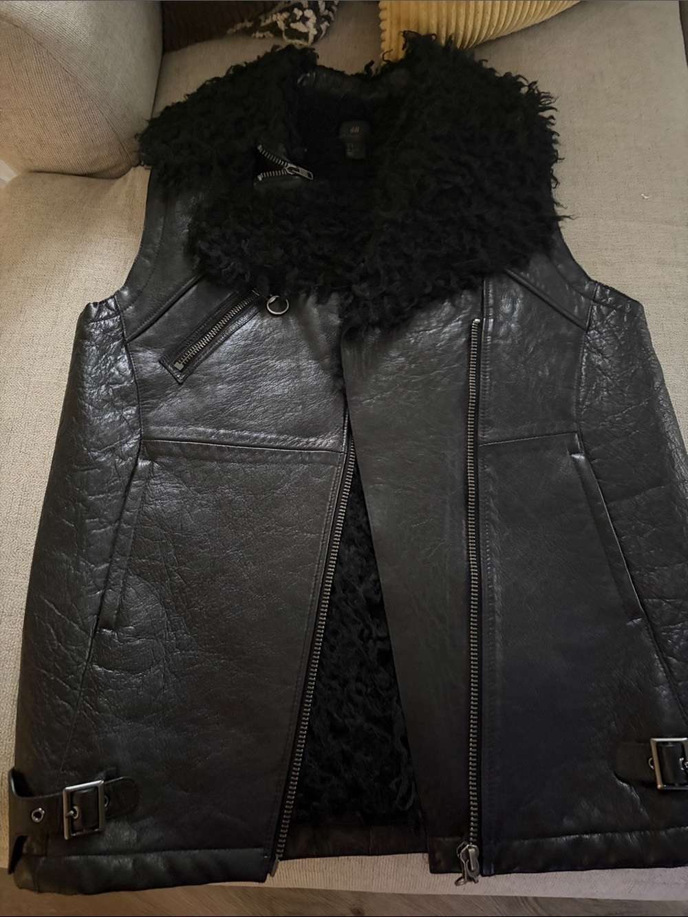 H&M Black Faux Leather Shearling-Lined Vest